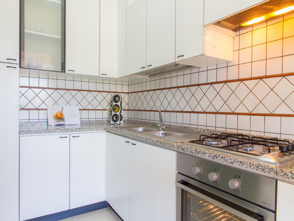 Gelso Bianco Apartments Campofelice Di Roccella Eksteriør billede