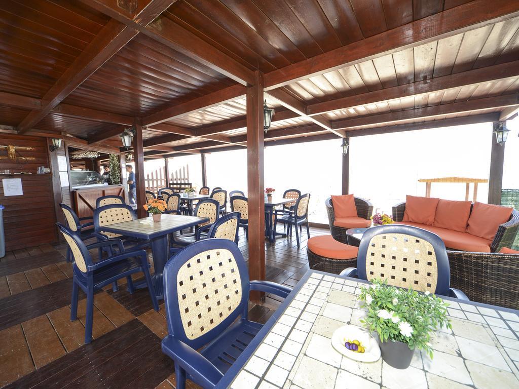Gelso Bianco Apartments Campofelice Di Roccella Eksteriør billede