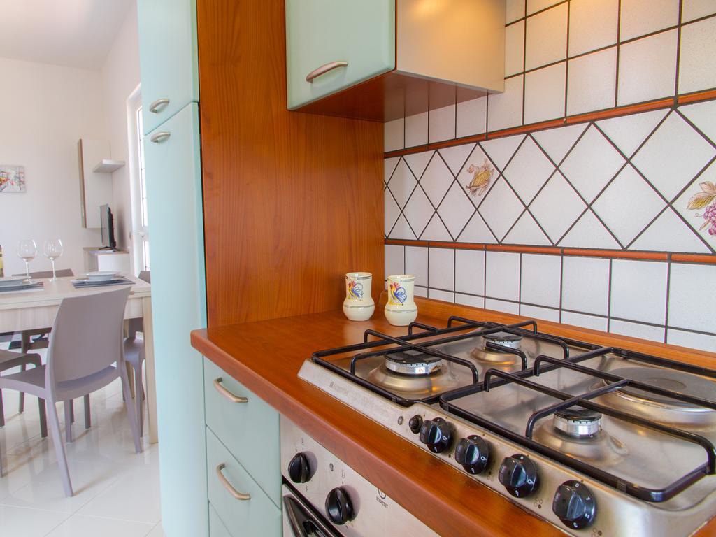 Gelso Bianco Apartments Campofelice Di Roccella Eksteriør billede