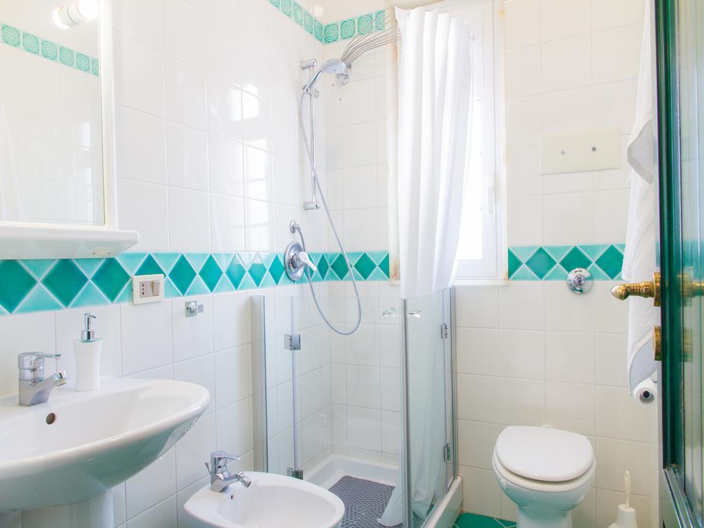 Gelso Bianco Apartments Campofelice Di Roccella Eksteriør billede